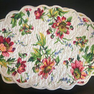 Set of 4 quilted‎ oval floral April Cornell placemants NWT